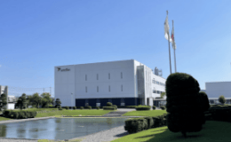 保安棟・QSC棟・厚生棟　外観