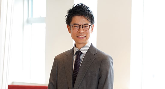 メディカルアフェアーズ本部 メディカルサイエンスリエゾン部 第1グループ 上神 洋平